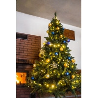 Искусственная ель Кавказская смерека (Delux) 220